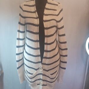 Free people beach sweater size small